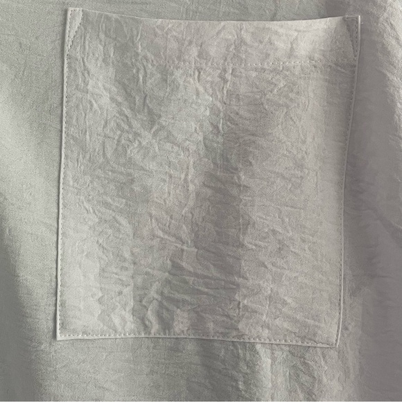 Laura Plus Sequin detail V-neck blouse size 3X - Picture 13 of 16